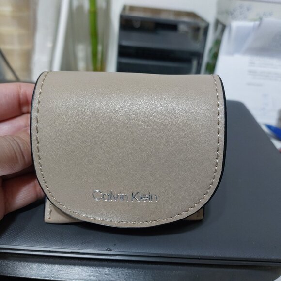 Calvin Klein Clip On Bag Coin Purse Keyring Keychain Charm Mini Wallet 2 Colors - Picture 7 of 11